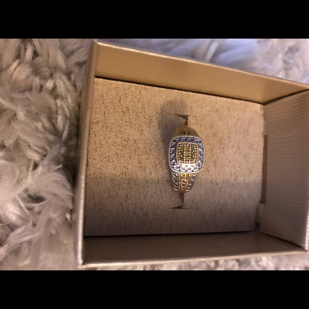 Canary yellow and white diamond ring - Picture 2 of 7